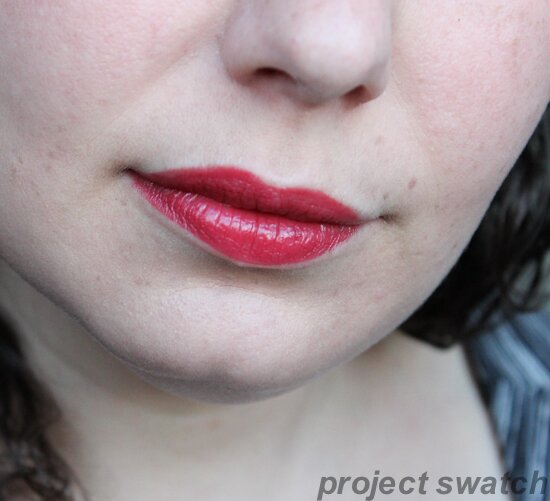 Revlon Fifth Ave Red Swatch