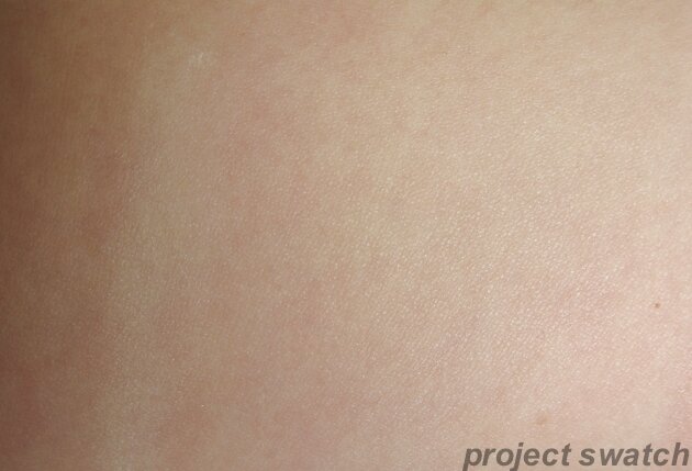 Hourglass Diffused Light Swatch